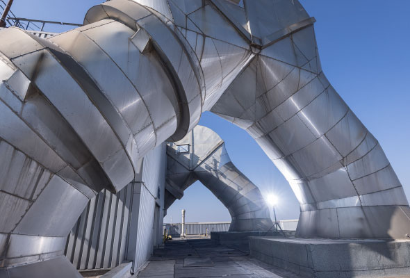 Das Zementwerk in Rüdersdorf ist eines der effizientesten Werke Europas. CEMEX hat sich zum Ziel gesetzt, bis 2030 das Werk zum ersten CO₂-neutralen Zementwerk zu transformieren. Foto: © Roland Horn