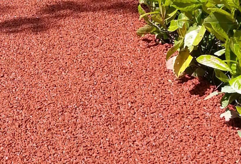 Auch starke Regenfälle können in dem Bodenbelag versickern. Foto: CEMEX