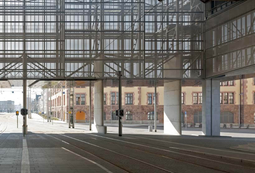 Der umgebaute Bahnhof Chemnitz öffnet sich zur Stadt. Foto: © Jan Bitter